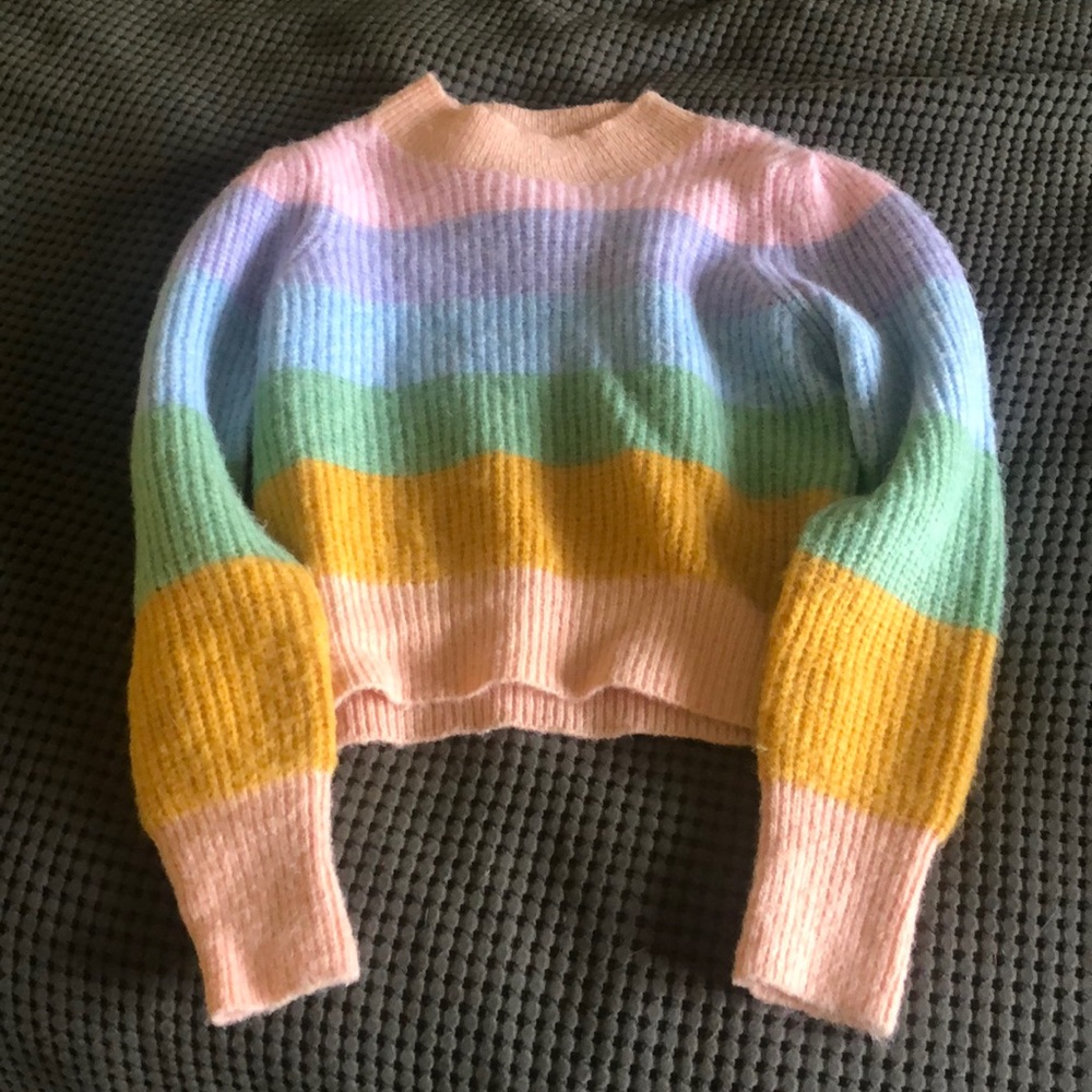 Multi color sweater - worn once